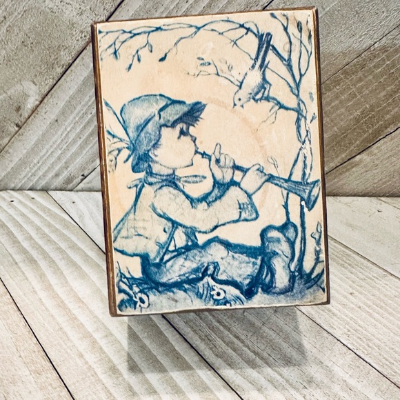 Vintage Hummel Wood Music Box Edelweiss West Germany Boy Canary Wooden - Picture 1 of 8